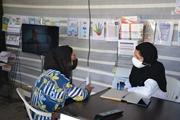 مشاوره مددکار اجتماعی به مراجعین بیمارستان قلب الزهرا(س) در پنجمین روز از هفته سلامت